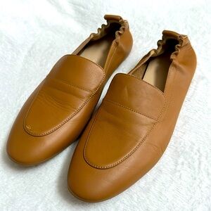 Everlane The Day Loafer
Beautiful shoe